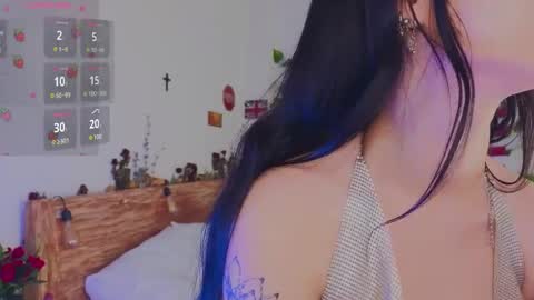 Snapshot of venomeowww_ chatting on April 2026 04:17:01 AM Vivian online show from April 2026 04:17:01 AM