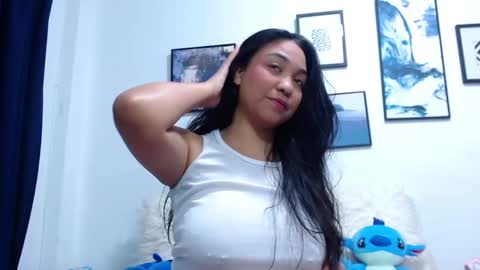 Snapshot of venus_0110 chatting on January 2025 05:05:02 AM Venus Veracruz online show from January 2025 05:05:02 AM
