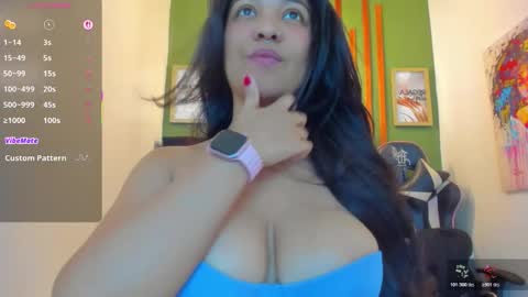 Snapshot of venus_0110 chatting on June 2026 10:52:02 PM Venus Veracruz online show from June 2026 10:52:02 PM