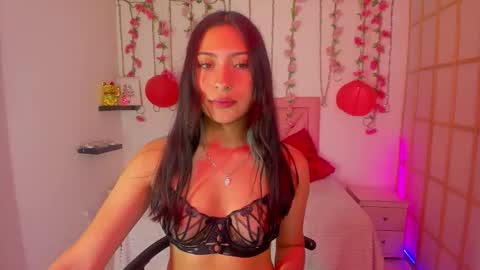 Mary online show from November 2025 03:01:02 PM