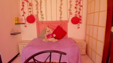 Mary online show from December 2025 07:53:01 PM