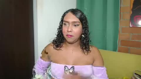 Snapshot of venus_speer chatting on January 2025 03:26:02 AM Luisa online show from January 2025 03:26:02 AM