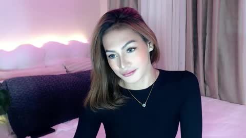 Snapshot of venus_sunrise07xx chatting on February 2026 01:06:01 AM Venus Sunrise Bombshell online show from February 2026 01:06:01 AM