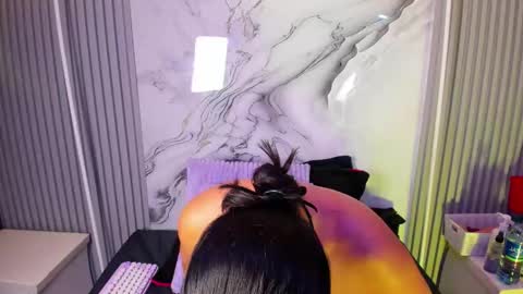 Venusowen  online show from April 2026 01:44:01 PM