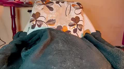 Venus online show from February 2025 02:40:01 AM