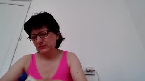 Vera online show from May 2026 03:08:01 PM