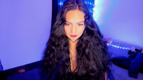  karolina online show from December 2024 05:04:02 AM