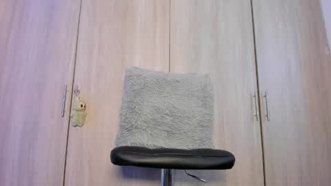 veronica lodge online show from April 2026 01:36:02 PM