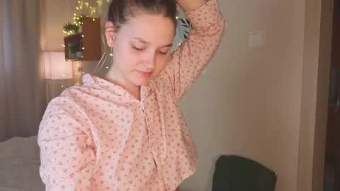 Veronica online show from October 2025 06:33:01 AM