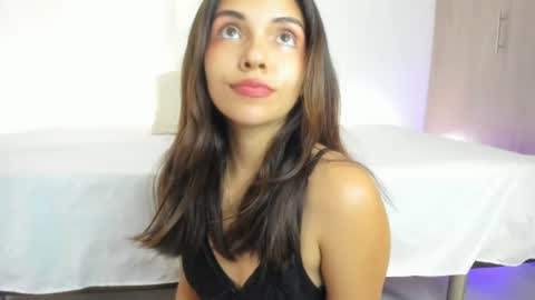 Snapshot of verohoneymoon chatting on July 2026 03:45:01 AM Veronica online show from July 2026 03:45:01 AM