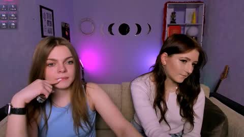 Snapshot of veronica_bubble chatting on March 2026 08:59:02 PM Ronni online show from March 2026 08:59:02 PM