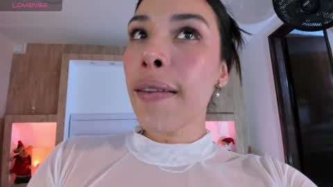 Johovanna online show from December 2025 07:53:02 PM