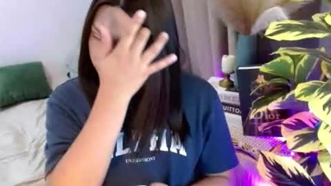 veronica_kate25 online show from October 2025 08:42:02 PM