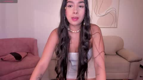Snapshot of veronicablue1 chatting on September 2025 11:43:01 AM Vero online show from September 2025 11:43:01 AM