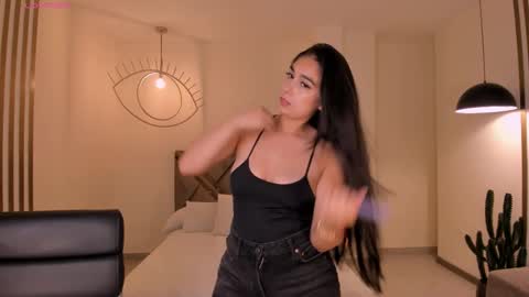 Vero  online show from November 2025 08:27:01 AM