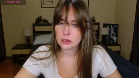 Snapshot of veronicafreman chatting on June 2026 07:47:02 AM Veronica online show from June 2026 07:47:02 AM