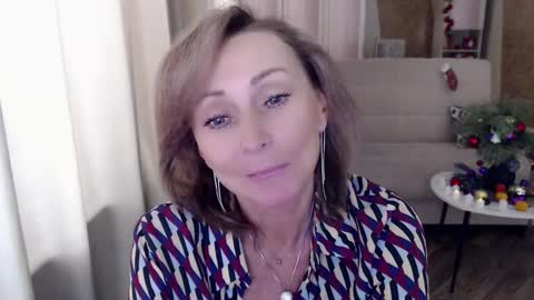 Snapshot of veronicagilbert chatting on January 2025 08:14:01 AM Helen online show from January 2025 08:14:01 AM