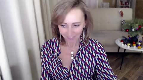 Snapshot of veronicagilbert chatting on January 2025 11:18:02 AM Helen online show from January 2025 11:18:02 AM