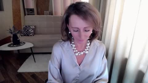 Snapshot of veronicagilbert chatting on February 2025 08:29:02 AM Helen online show from February 2025 08:29:02 AM