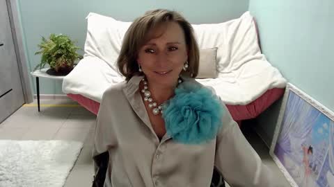 Snapshot of veronicagilbert chatting on March 2025 08:20:02 AM Helen online show from March 2025 08:20:02 AM