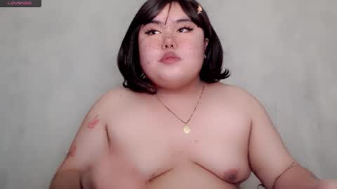 Snapshot of veronicakisses chatting on December 2025 06:46:02 PM MS. VERONICA 22 I love Aza 3 online show from December 2025 06:46:02 PM