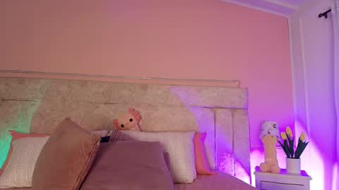 Vero  online show from March 2025 03:45:02 PM