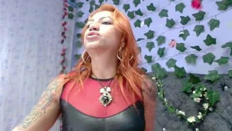 Snapshot of veronicaqueen2 chatting on September 2025 10:24:02 PM veronicaqueen2 online show from September 2025 10:24:02 PM