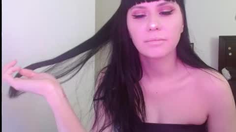 Snapshot of veronika_blak chatting on October 2025 03:04:01 AM Miss Veronika Blak online show from October 2025 03:04:01 AM