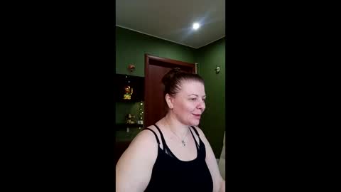 VeronikawGold online show from April 2026 11:00:01 PM