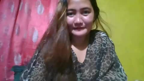 Snapshot of versatile_hottie_asian chatting on July 2026 03:32:01 PM versatile_hottie_asian online show from July 2026 03:32:01 PM