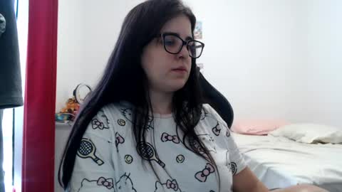 Snapshot of veruca99 chatting on July 2026 12:47:02 PM veruca99 online show from July 2026 12:47:02 PM