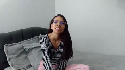 Snapshot of very_hard2 chatting on January 2026 07:06:02 PM very_hard2 online show from January 2026 07:06:02 PM