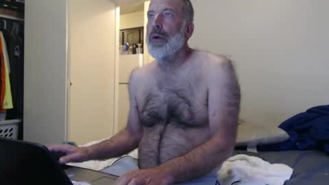 hairy man online show from March 2025 01:04:01 AM