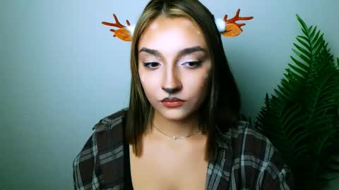 Ana online show from October 2025 06:42:02 PM