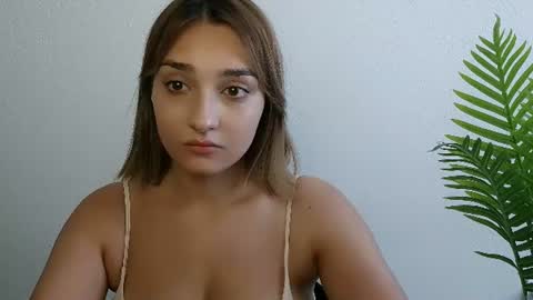 Snapshot of veryveryshygirl chatting on July 2026 12:11:02 PM Ana online show from July 2026 12:11:02 PM