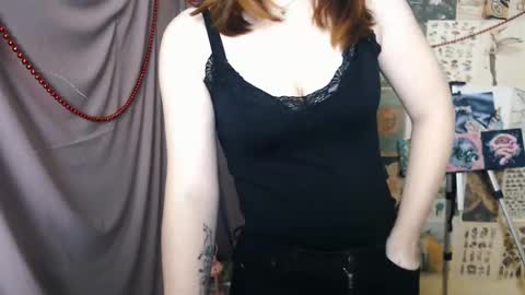 Snapshot of veryveryvery_shy chatting on December 2024 06:33:02 AM veryveryvery_shy online show from December 2024 06:33:02 AM