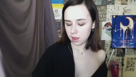 Snapshot of veryveryvery_shy chatting on March 2025 09:57:01 AM veryveryvery_shy online show from March 2025 09:57:01 AM