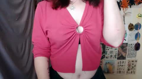 Snapshot of veryveryvery_shy chatting on October 2025 05:52:02 AM veryveryvery_shy online show from October 2025 05:52:02 AM