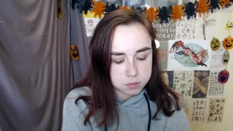 veryveryvery_shy online show from October 2025 06:07:02 PM