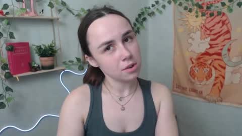Snapshot of veryveryvery_shy chatting on April 2026 05:47:01 PM veryveryvery_shy online show from April 2026 05:47:01 PM