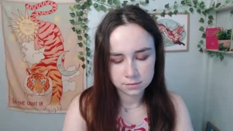 Snapshot of veryveryvery_shy chatting on June 2026 05:45:01 AM veryveryvery_shy online show from June 2026 05:45:01 AM