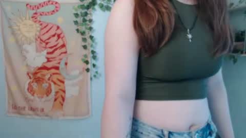 Snapshot of veryveryvery_shy chatting on June 2026 10:15:01 AM veryveryvery_shy online show from June 2026 10:15:01 AM