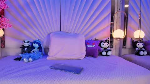 Vesper Velvet  online show from April 2026 04:35:01 AM