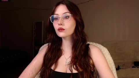 Iva  online show from April 2026 09:49:02 PM