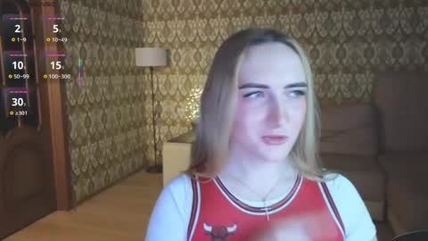 vi_luxxxy online show from May 2026 02:09:02 AM