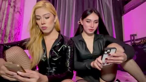 Snapshot of vialova chatting on July 2026 10:21:02 AM vialova online show from July 2026 10:21:02 AM