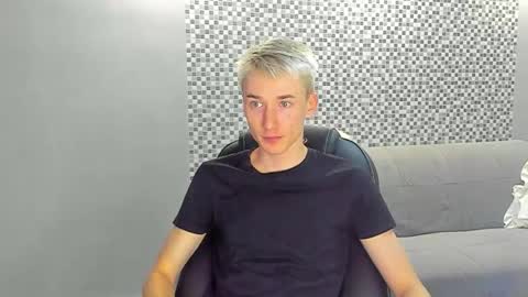 Snapshot of vibemygirl chatting on September 2025 01:11:02 PM vibemygirl online show from September 2025 01:11:02 PM