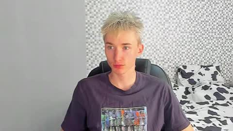 Snapshot of vibemygirl chatting on September 2025 10:17:02 AM vibemygirl online show from September 2025 10:17:02 AM