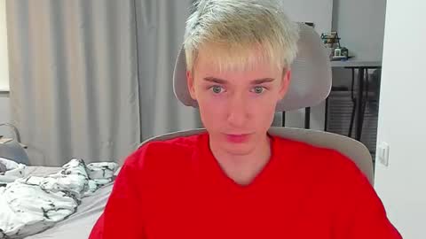 Snapshot of vibemygirl chatting on October 2025 11:43:01 AM vibemygirl online show from October 2025 11:43:01 AM