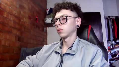 Snapshot of vicent_brais chatting on February 2025 09:19:02 PM Vicent Brais online show from February 2025 09:19:02 PM